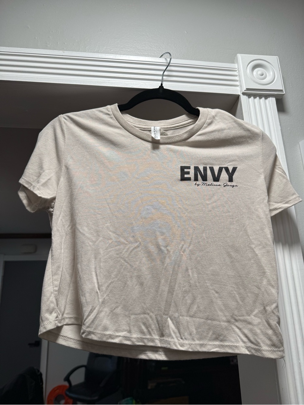 envy Cream Logo Crop Tee